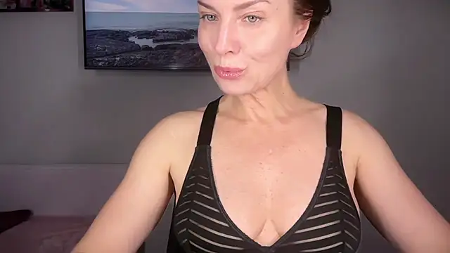 RachellAmazing online show from July 30, 2026, 6:29 pm