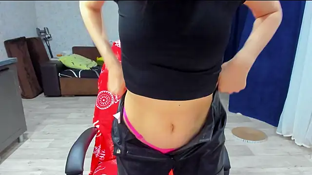 Snapshot of c_arina_x chatting on January 24, 2025, 11:23 pm c arina x online show from January 24, 2025, 11:23 pm