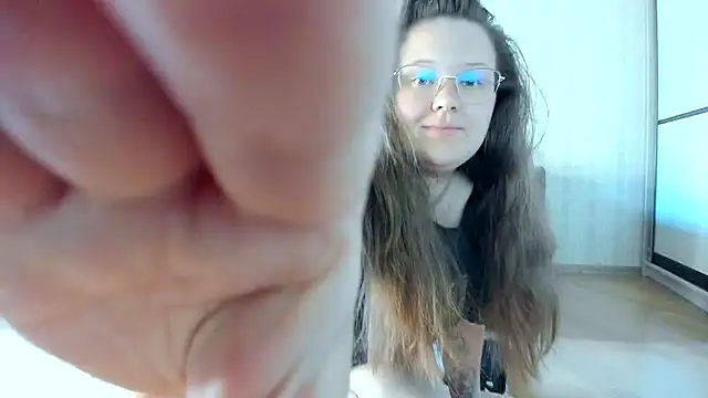 Jessica Rubatte online show from July 29, 2026, 3:32 pm