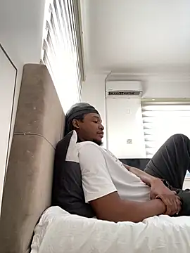 finefinance online show from October 31, 2025, 6:25 am