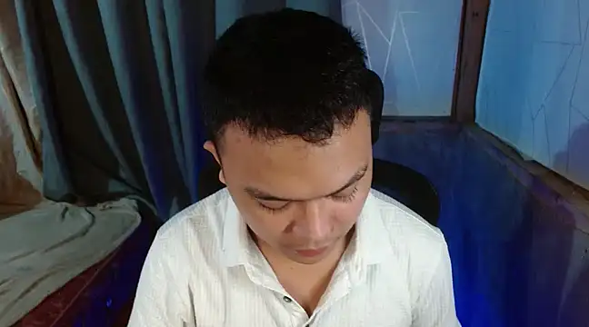 xsweetasian69x online show from January 5, 2025, 2:08 pm