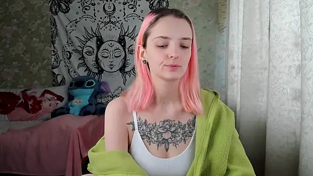 Snapshot of Cutie_Adelia chatting on February 10, 2025, 7:26 am Cutie Adelia online show from February 10, 2025, 7:26 am