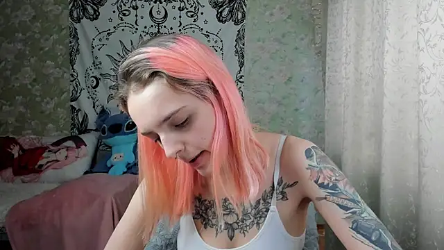 Snapshot of Cutie_Adelia chatting on February 16, 2025, 11:16 am Cutie Adelia online show from February 16, 2025, 11:16 am