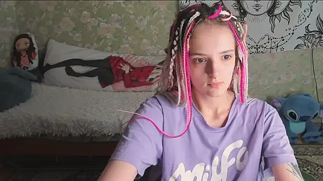 Cutie Adelia online show from July 3, 2026, 6:31 am