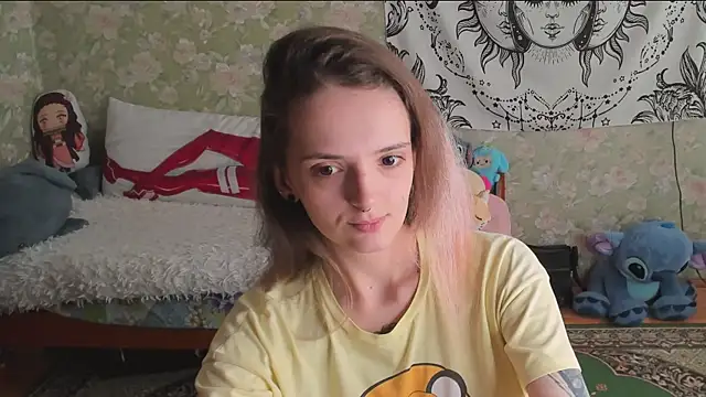 Cutie Adelia online show from July 14, 2026, 9:58 am