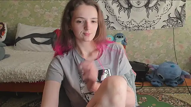 Cutie Adelia online show from July 28, 2026, 11:50 am
