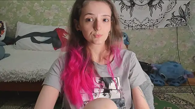 Cutie Adelia online show from July 28, 2026, 2:13 pm