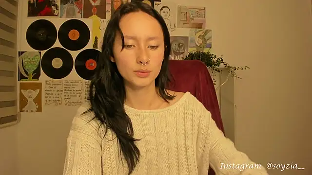 Snapshot of bellaa-w chatting on March 22, 2025, 4:03 am bellaa-w online show from March 22, 2025, 4:03 am