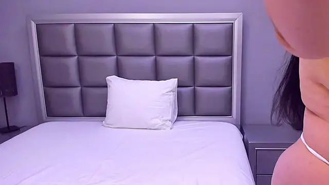 Snapshot of HellennSweet chatting on March 23, 2025, 5:00 am HellennSweet online show from March 23, 2025, 5:00 am