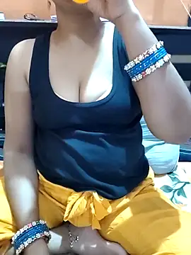 Snapshot of Diya_143 chatting on June 2, 2026, 7:49 pm Diya 143 online show from June 2, 2026, 7:49 pm