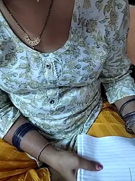Snapshot of Diya_143 chatting on June 11, 2026, 7:06 am Diya 143 online show from June 11, 2026, 7:06 am