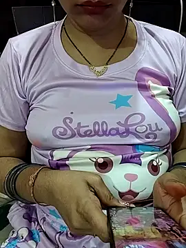 Snapshot of Diya_143 chatting on June 13, 2026, 7:34 pm Diya 143 online show from June 13, 2026, 7:34 pm