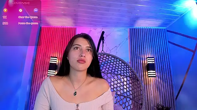 brenda moris01 online show from June 12, 2026, 9:35 pm