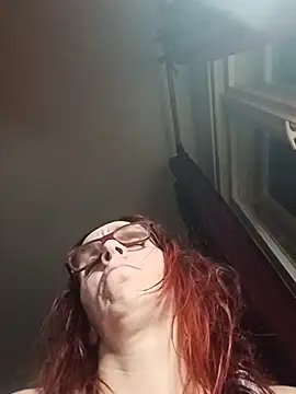 Dettybitch40 online show from February 25, 2026, 7:56 pm