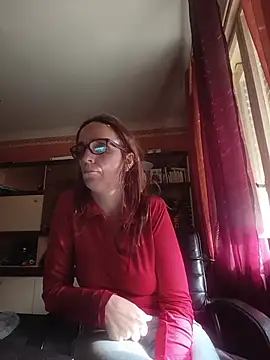 Dettybitch40 online show from April 28, 2026, 3:17 pm