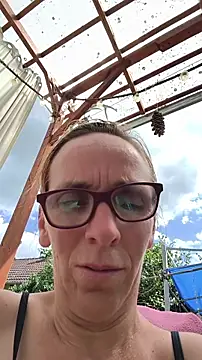Dettybitch40 online show from July 24, 2026, 12:47 pm