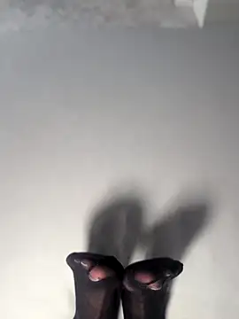 GangBangKitty online show from April 18, 2026, 3:38 pm