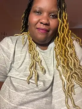 Snapshot of Michyboldy chatting on February 18, 2025, 11:22 am Michyboldy online show from February 18, 2025, 11:22 am