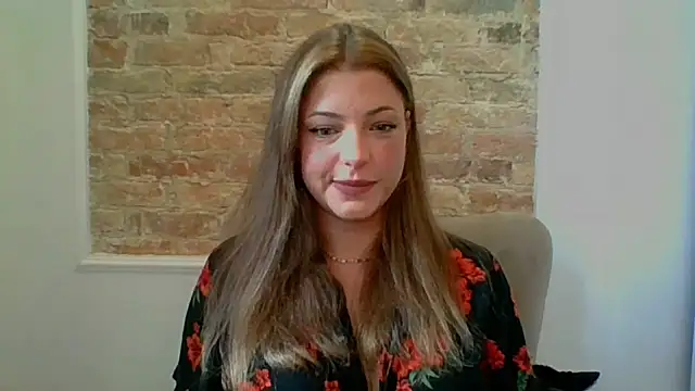 LilyBlondee online show from July 29, 2026, 6:33 am