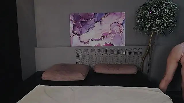 Snapshot of EveLibston chatting on December 17, 2024, 3:06 am EveLibston online show from December 17, 2024, 3:06 am