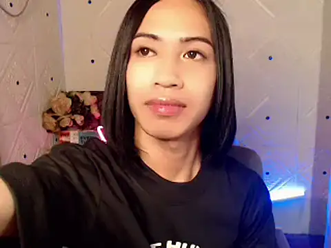 Lemonadexxx online show from February 19, 2025, 9:28 am