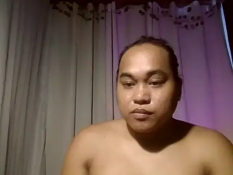Snapshot of bettina_love chatting on May 20, 2026, 7:14 am bettina love online show from May 20, 2026, 7:14 am