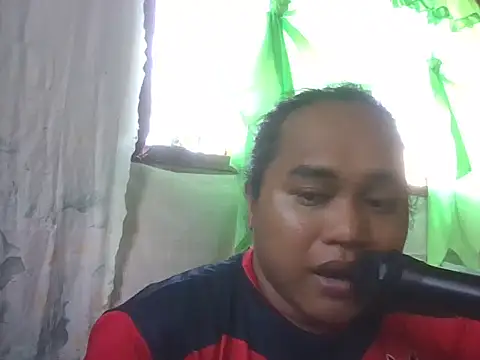 Snapshot of bettina_love chatting on May 28, 2026, 4:54 am bettina love online show from May 28, 2026, 4:54 am