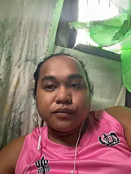 Snapshot of bettina_love chatting on May 29, 2026, 3:37 am bettina love online show from May 29, 2026, 3:37 am