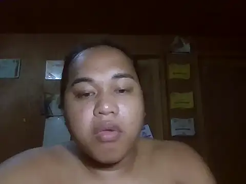 Snapshot of bettina_love chatting on June 17, 2026, 7:48 pm bettina love online show from June 17, 2026, 7:48 pm