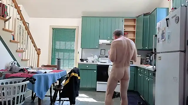 Snapshot of CDforU chatting on September 8, 2025, 2:16 pm CDforU online show from September 8, 2025, 2:16 pm