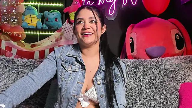 Snapshot of Emilyjhonson_01 chatting on February 22, 2025, 1:35 pm Emilyjhonson 01 online show from February 22, 2025, 1:35 pm