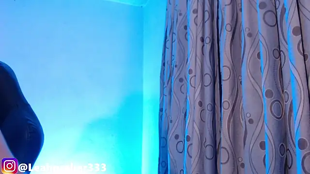 MissLeahParker online show from April 30, 2026, 1:34 am