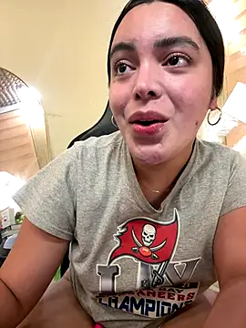 HotstuffCherrySummer online show from October 11, 2025, 8:46 am