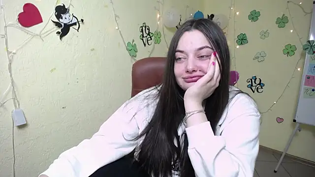 Snapshot of MilanaPrice chatting on March 22, 2025, 6:22 am MilanaPrice online show from March 22, 2025, 6:22 am