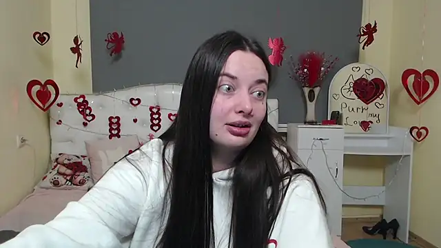 MilanaPrice online show from February 15, 2026, 7:05 am