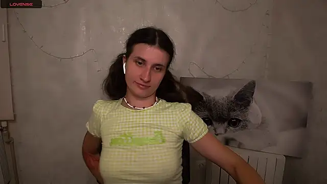 Snapshot of MaryEm976 chatting on July 20, 2026, 10:39 am MaryEm976 online show from July 20, 2026, 10:39 am