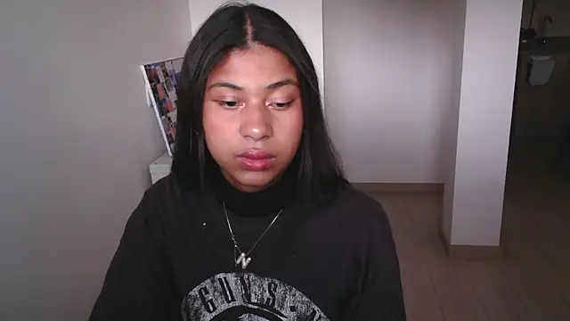 Snapshot of dark_enchantress_ chatting on January 11, 2025, 9:57 pm dark enchantress online show from January 11, 2025, 9:57 pm