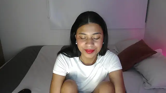 Snapshot of dark_enchantress_ chatting on March 11, 2025, 3:37 am dark enchantress online show from March 11, 2025, 3:37 am