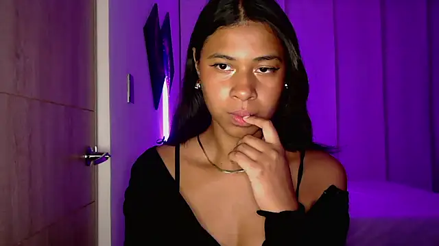 Snapshot of dark_enchantress_ chatting on October 24, 2025, 11:23 pm dark enchantress online show from October 24, 2025, 11:23 pm