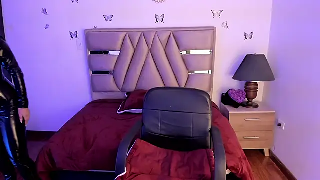 Snapshot of cristie_ortiz chatting on February 4, 2025, 1:13 am cristie ortiz online show from February 4, 2025, 1:13 am