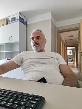 pussylove39 online show from July 21, 2026, 12:51 pm