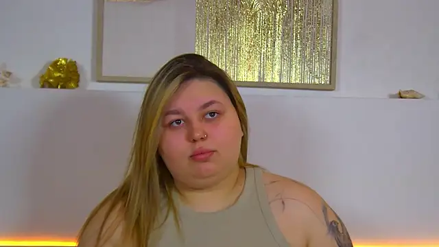 LillianKim online show from March 3, 2026, 6:36 pm