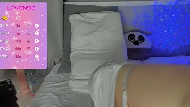 92yourbitch922 online show from February 17, 2026, 6:25 pm