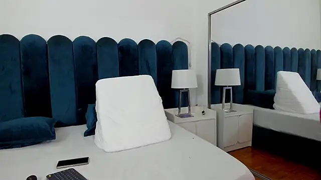 marianaaguii online show from January 18, 2026, 1:48 pm