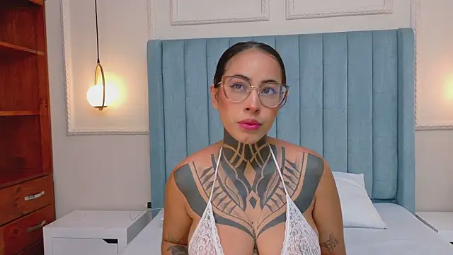 NicoleBlum online show from May 8, 2026, 4:45 pm