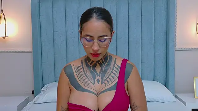 NicoleBlum online show from May 18, 2026, 7:31 pm