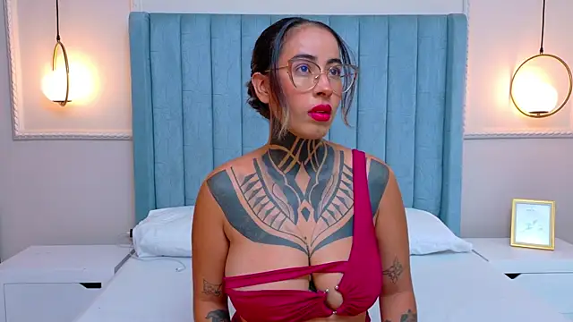 NicoleBlum online show from June 8, 2026, 8:31 pm