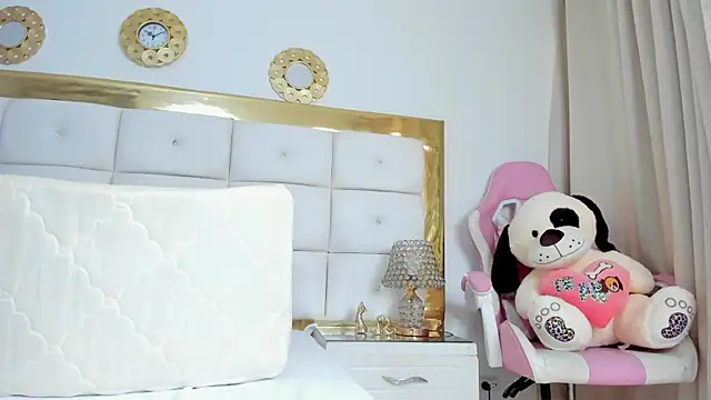 Snapshot of KendalStallyon chatting on March 20, 2025, 5:04 pm KendalStallyon online show from March 20, 2025, 5:04 pm