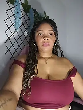 collegechica online show from February 13, 2026, 4:19 am