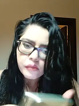 Snapshot of AriaRussell chatting on June 25, 2026, 8:46 pm AriaRussell online show from June 25, 2026, 8:46 pm